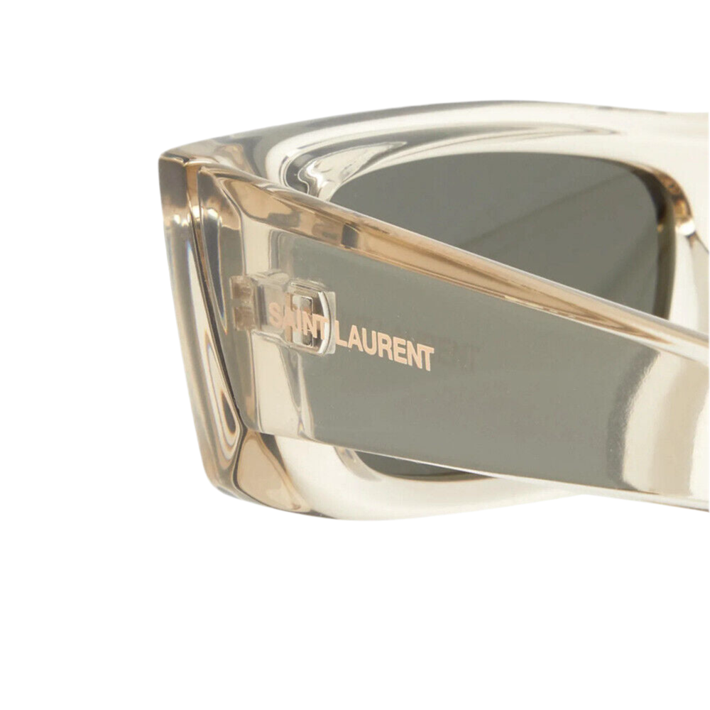 YVES SAINT LAURENT